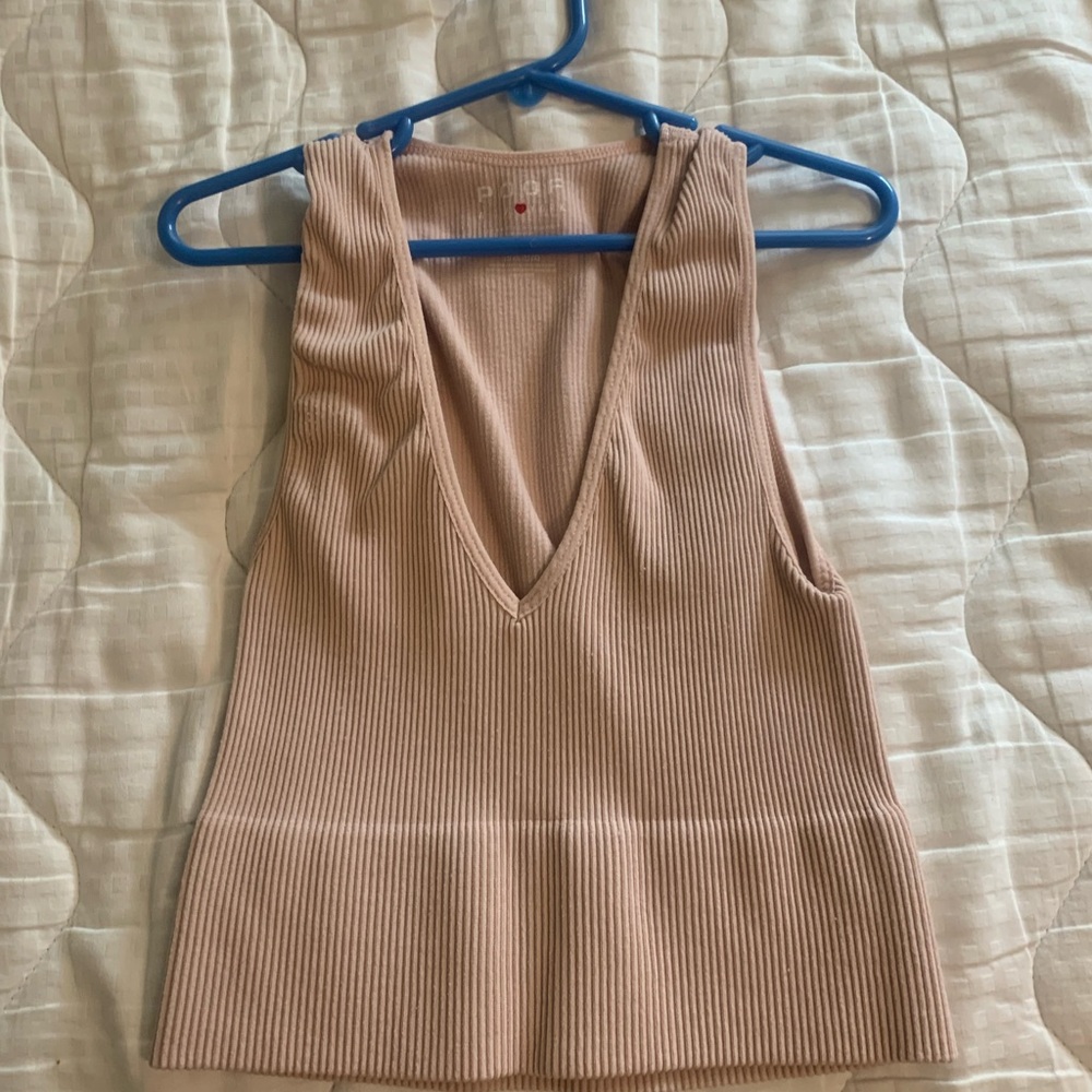 Crop tank top